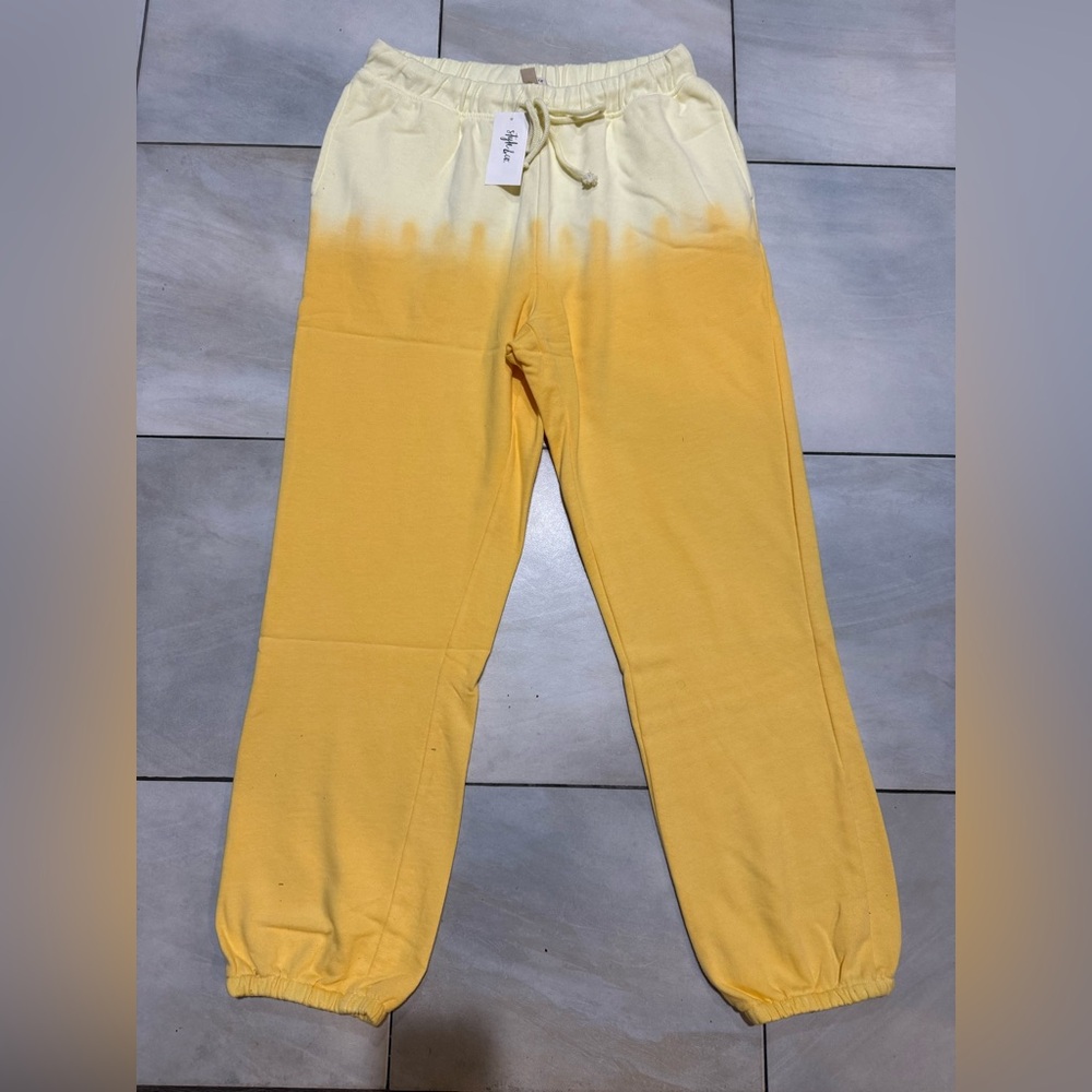 Style & Co. Yellow Ombre Jogger Sweatpants – Medium – NWT